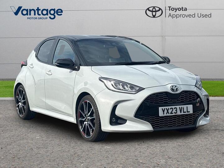 Toyota Yaris 1.5 VVT-h GR SPORT E-CVT Euro 6 (s/s) 5dr