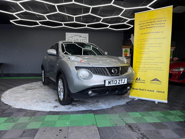 Nissan Juke 1.6 Acenta Premium Euro 5 (s/s) 5dr Nissan Juke 1.6 Acenta Premium Euro 5 (s/s) 5dr