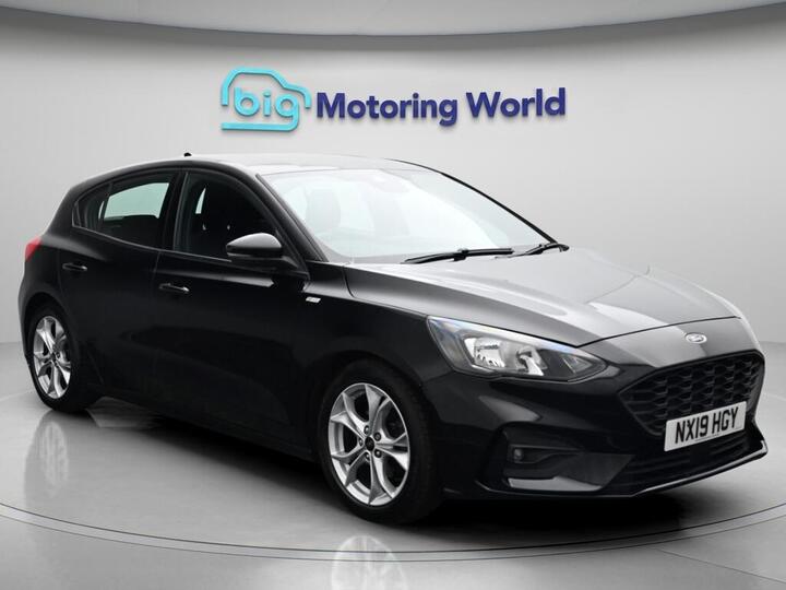 Ford Focus 1.0T EcoBoost ST-Line Euro 6 (s/s) 5dr