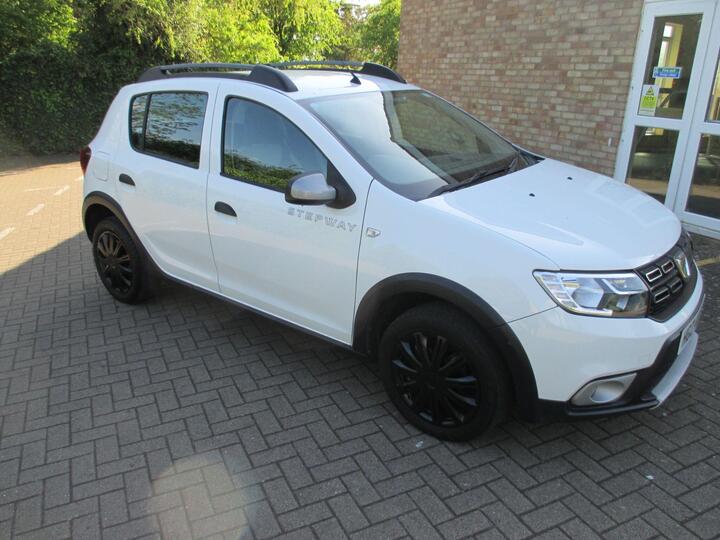 Dacia Sandero Stepway 0.9 TCe Laureate Euro 6 (s/s) 5dr
