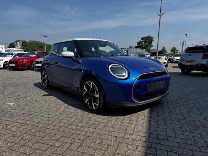 MINI Electric Cooper SE 54.2kWh Exclusive Auto 3dr