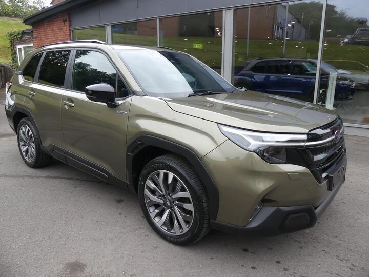 Subaru Forester 2.0 I E-Boxer Touring Lineartronic 4WD Euro 6 (s/s) 5dr