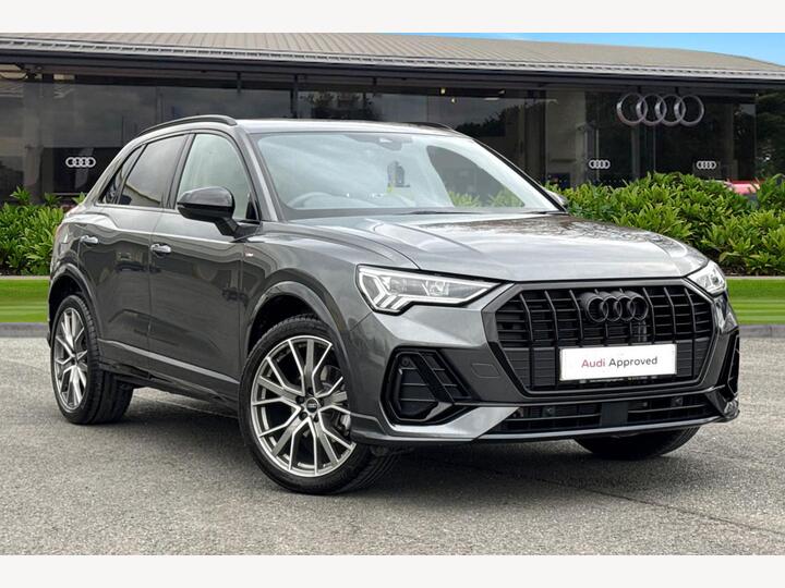 Audi Q3 1.5 TFSI CoD 35 Black Edition S Tronic Euro 6 (s/s) 5dr