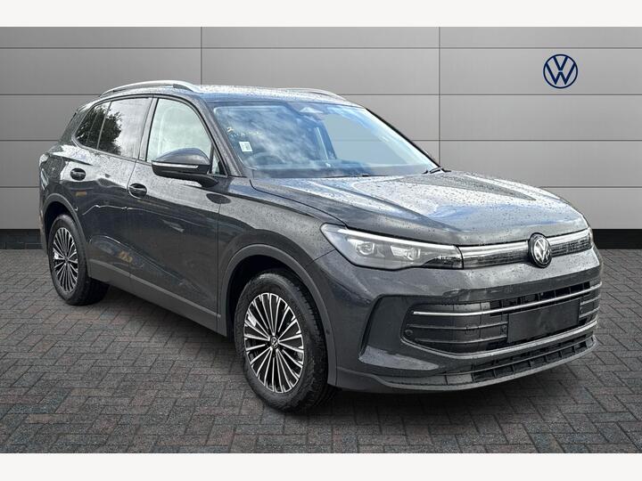 Volkswagen Tiguan 1.5 ETSI MHEV Match DSG Euro 6 (s/s) 5dr