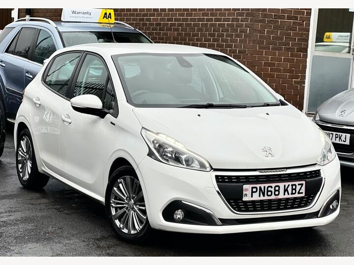 Peugeot 208 1.2 PureTech Signature Euro 6 (s/s) 5dr