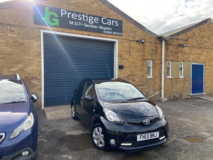 Toyota AYGO 1.0 VVT-i Fire Euro 5 5dr