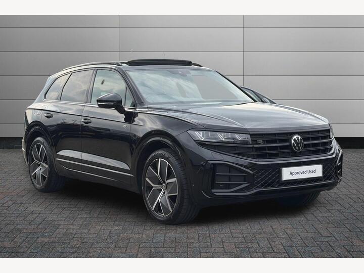 Volkswagen Touareg 3.0 TDI V6 Black Edition Tiptronic 4Motion Euro 6 (s/s) 5dr