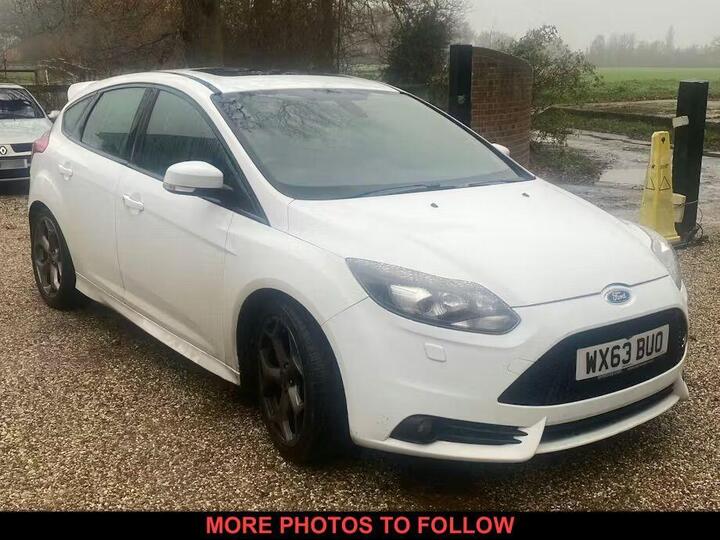 Ford FOCUS 2.0T EcoBoost ST-3 Euro 5 (s/s) 5dr