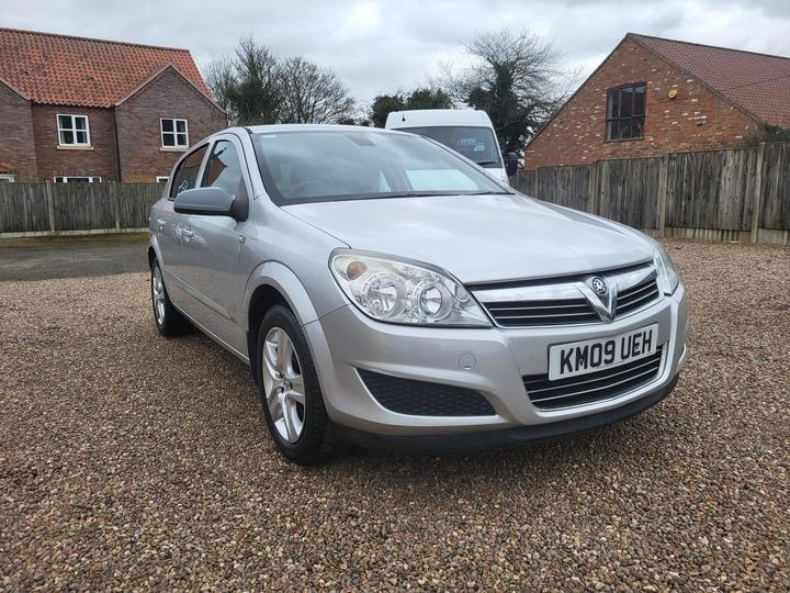 Vauxhall Astra 1.4i 16v Active 5dr