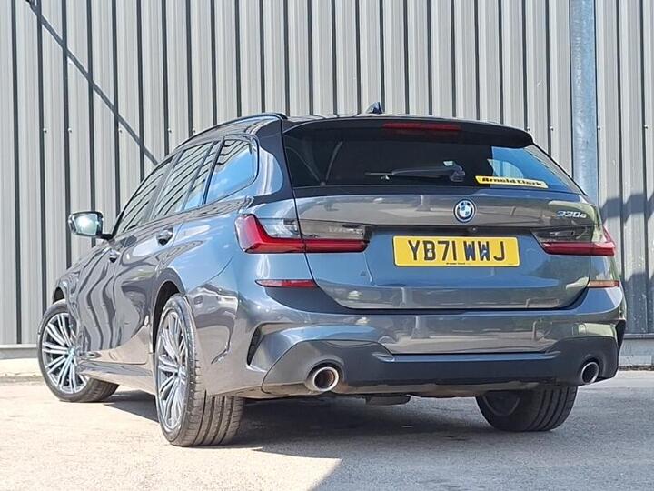BMW 3 Series 2.0 330e 12kWh M Sport Touring Auto Euro 6 (s/s) 5dr
