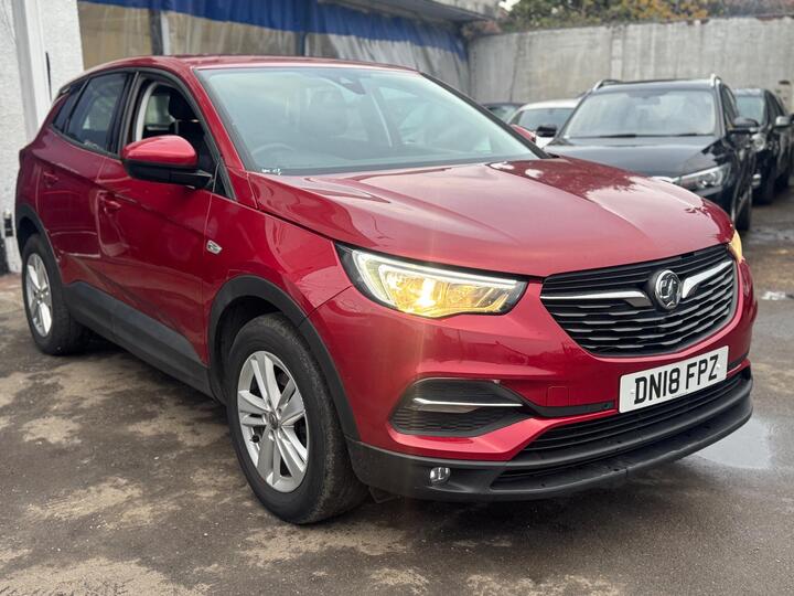 Vauxhall Grandland X 1.2 Turbo SE Auto Euro 6 (s/s) 5dr