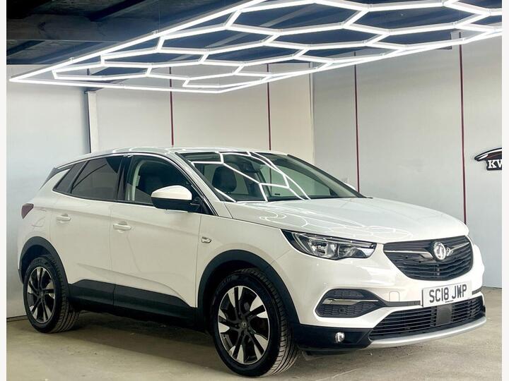 Vauxhall GRANDLAND X 1.6 Turbo D BlueInjection Sport Nav Auto Euro 6 (s/s) 5dr