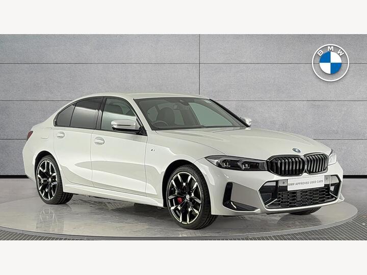 BMW 3 Series 2.0 330e 22.3kWh M Sport Auto Euro 6 (s/s) 4dr BMW 3 Series 2.0 330e 22.3kWh M Sport Auto Euro 6 (s/s) 4dr