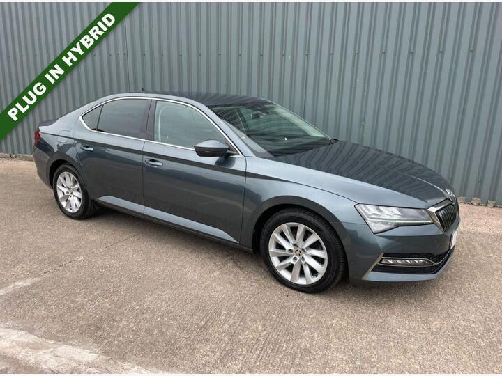 Skoda SUPERB 1.4 TSI IV 13kWh SE Technology DSG Euro 6 (s/s) 5dr