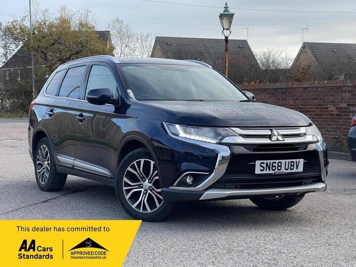 Mitsubishi Outlander 2.2 DI-D 4 4WD Euro 6 (s/s) 5dr Mitsubishi Outlander 2.2 DI-D 4 4WD Euro 6 (s/s) 5dr