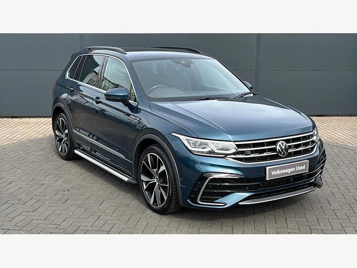 Volkswagen TIGUAN 2.0 TDI R-Line DSG 4Motion Euro 6 (s/s) 5dr