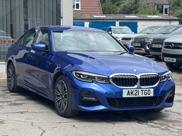 BMW 3 Series 2.0 330e 12kWh M Sport Auto Euro 6 (s/s) 4dr BMW 3 Series 2.0 330e 12kWh M Sport Auto Euro 6 (s/s) 4dr