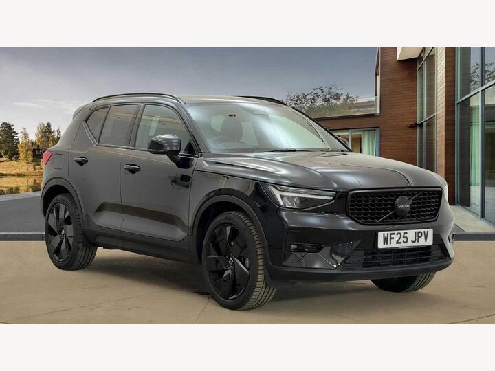 Volvo XC40 2.0 B4 MHEV Plus Black Edition DCT Auto Euro 6 (s/s) 5dr