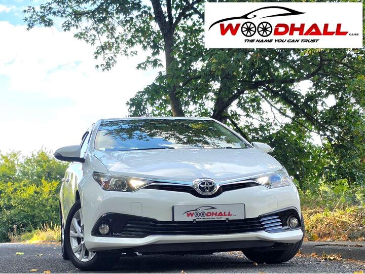 Toyota Auris 1.2 VVT-i Icon Euro 6 (s/s) 5dr (Safety Sense)