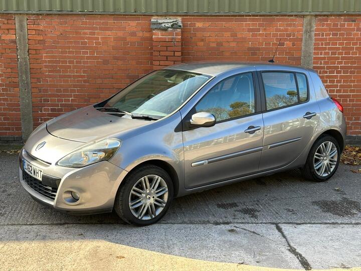 Renault Clio 1.2 Dynamique TomTom Euro 5 5dr