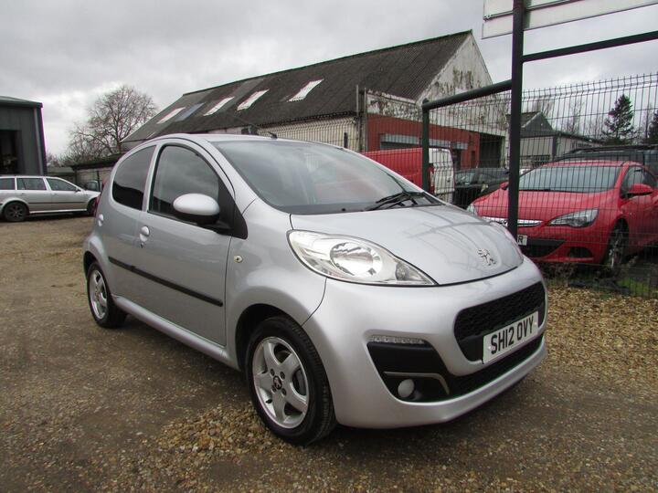 Peugeot 107 1.0 12V Allure Euro 5 5dr