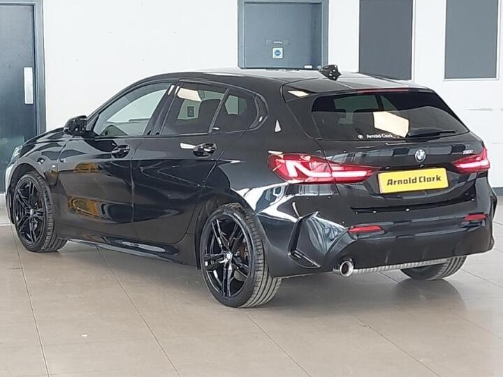 BMW 1 Series 1.5 118i M Sport Euro 6 (s/s) 5dr