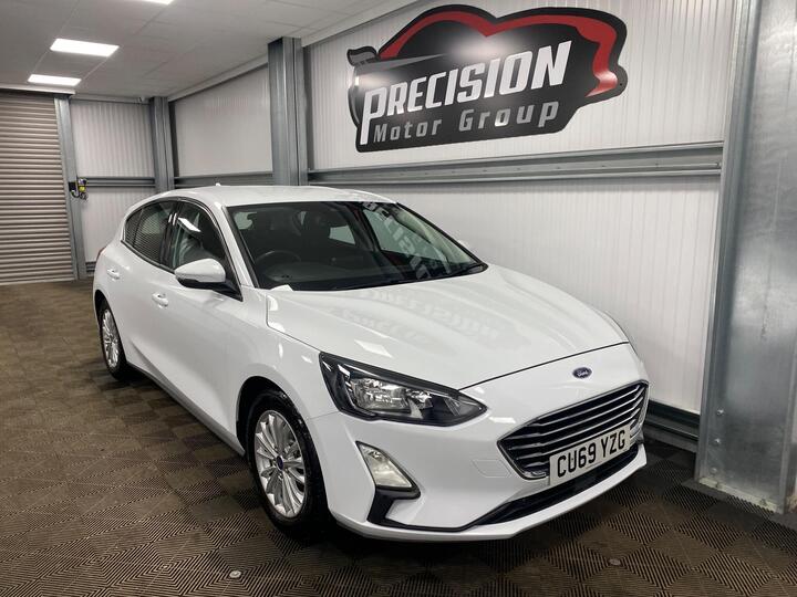 Ford Focus 1.0T EcoBoost Titanium Euro 6 (s/s) 5dr