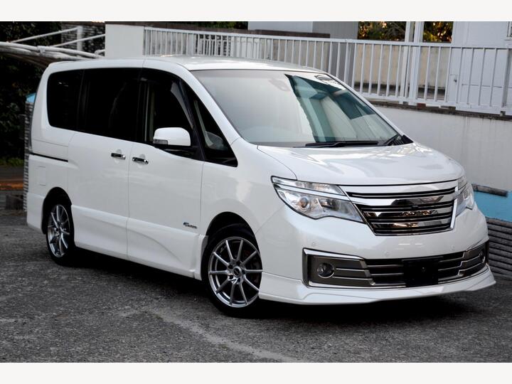 Nissan Serena 2.0 Hybrid Rider Edition - Eight Seater