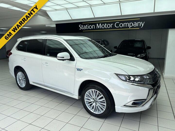 Mitsubishi OUTLANDER 2.4h TwinMotor 13.8kWh 5h CVT 4WD Euro 6 (s/s) 5dr