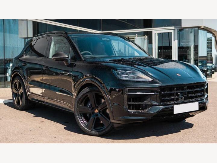 Porsche Cayenne 3.0 V6 E-Hybrid 25.9kWh Black Edition TiptronicS 4WD Euro 6 (s/s) 5dr