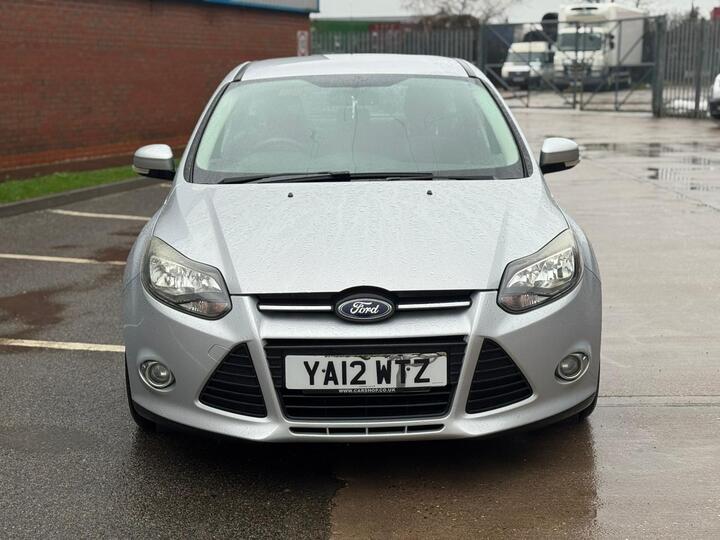Ford Focus 1.6 TDCi Zetec Euro 5 (s/s) 5dr