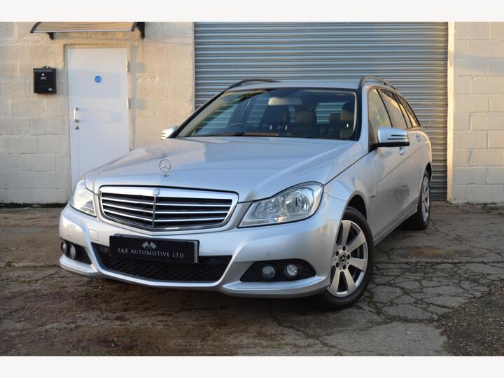 Mercedes-Benz C Class 2.1 C220 CDI BlueEfficiency SE G-Tronic+ Euro 5 (s/s) 5dr Mercedes-Benz C Class 2.1 C220 CDI BlueEfficiency SE G-Tronic+ Euro 5 (s/s) 5dr