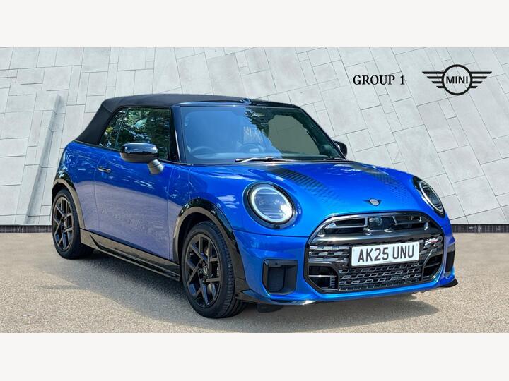 MINI Cooper Convertible 2.0S Sport Steptronic Euro 6 (s/s) 2dr MINI Cooper Convertible 2.0S Sport Steptronic Euro 6 (s/s) 2dr