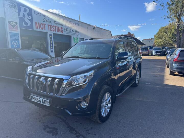 Toyota Land Cruiser 2.8D Invincible Auto 4WD Euro 6 5dr (7 Seats)
