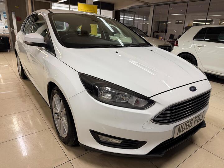 Ford Focus 1.0T EcoBoost Zetec Euro 6 (s/s) 5dr