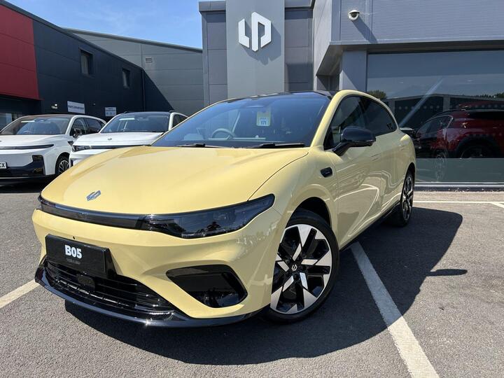 Leapmotor B05 67.1kWh Auto 5dr