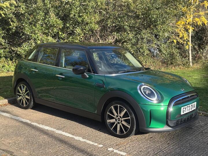 MINI Hatch 1.5 Cooper Classic Steptronic Euro 6 (s/s) 5dr