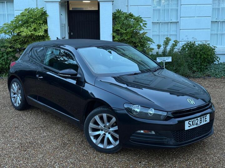 Volkswagen Scirocco 2.0 TDI BlueMotion Tech Euro 5 (s/s) 3dr (Nav) Volkswagen Scirocco 2.0 TDI BlueMotion Tech Euro 5 (s/s) 3dr (Nav)