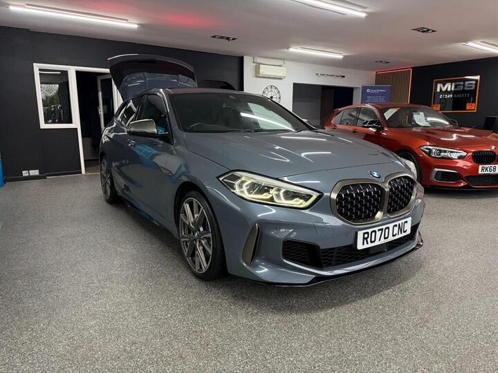 BMW 1 Series 2.0 M135i Auto XDrive Euro 6 (s/s) 5dr BMW 1 Series 2.0 M135i Auto XDrive Euro 6 (s/s) 5dr
