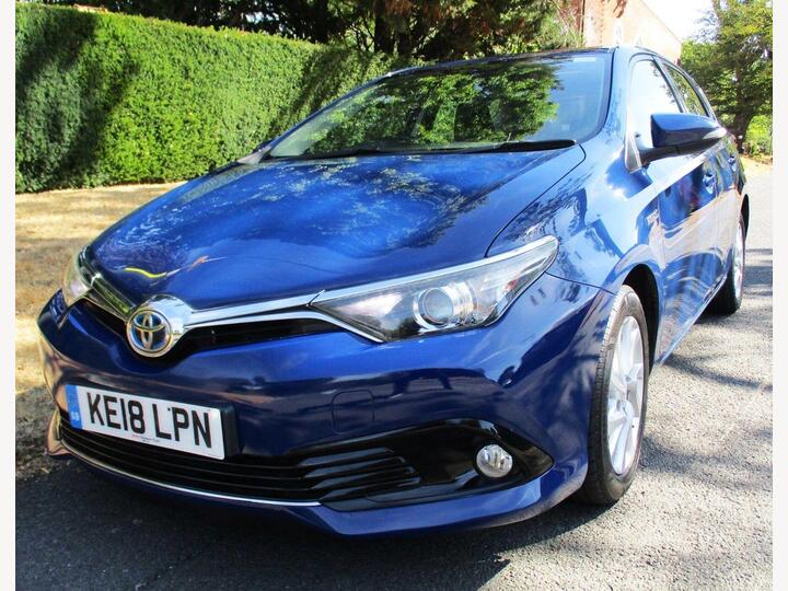 Toyota Auris 1.8 VVT-h Icon Tech CVT Euro 6 (s/s) 5dr