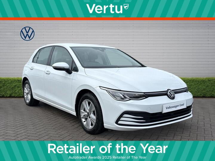 Volkswagen Golf 1.5 TSI Life Euro 6 (s/s) 5dr Volkswagen Golf 1.5 TSI Life Euro 6 (s/s) 5dr