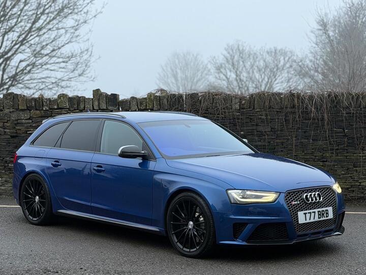 Audi RS4 Avant 4.2 FSI V8 S Tronic Quattro Euro 5 5dr