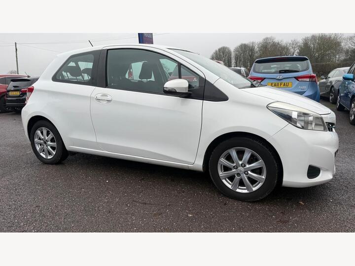 Toyota Yaris 1.0 VVT-i TR Euro 5 3dr