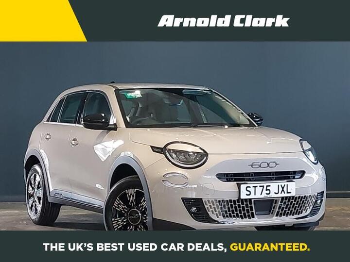 Fiat 600 1.2 MHEV E-DCT Euro 6 (s/s) 5dr