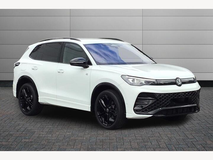 Volkswagen Tiguan 1.5 ETSI MHEV Black Edition DSG Euro 6 (s/s) 5dr