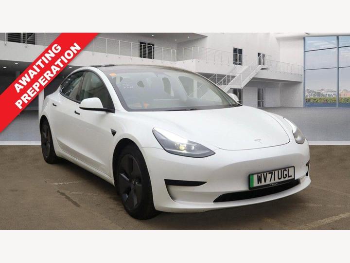 Tesla Model 3 Standard Range Plus Auto RWD 4dr