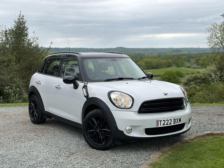 MINI COUNTRYMAN 1.6 Cooper Steptronic Euro 5 5dr