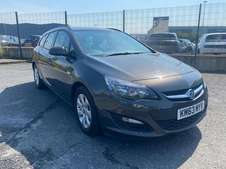 Vauxhall Astra 1.7 CDTi EcoFLEX Design Sports Tourer Euro 5 (s/s) 5dr