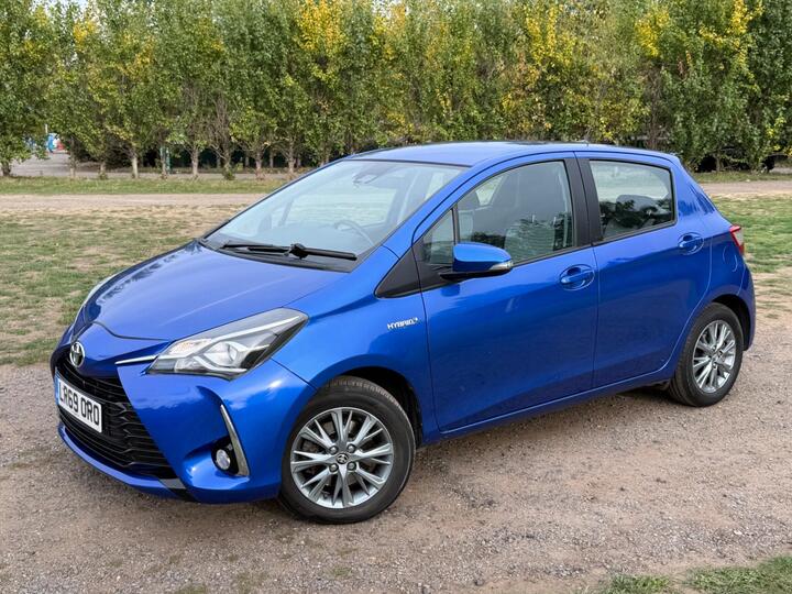 Toyota Yaris 1.5 VVT-h Icon E-CVT Euro 6 (s/s) 5dr