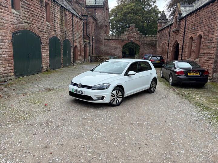 Volkswagen E-GOLF 35.8kWh E-Golf Auto 5dr